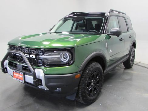 New 2025 Ford Bronco Sport Outer Banks w/ Sasquatch Outer Banks Package image 3