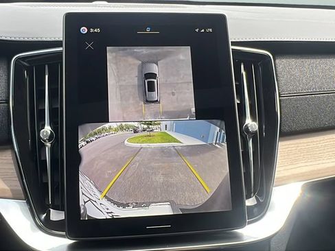 New 2026 Volvo XC90 B6 Plus AWD/4WD image 16