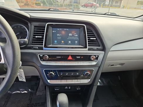 Used 2019 Hyundai Sonata ECO image 16