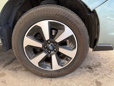 Used 2017 Subaru Forester 2.5i w/ Alloy Wheel Package image 10