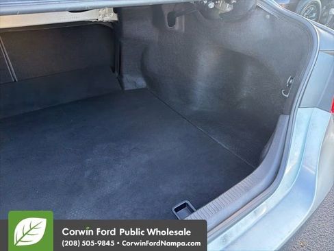 Used 2019 Toyota Camry SE image 31