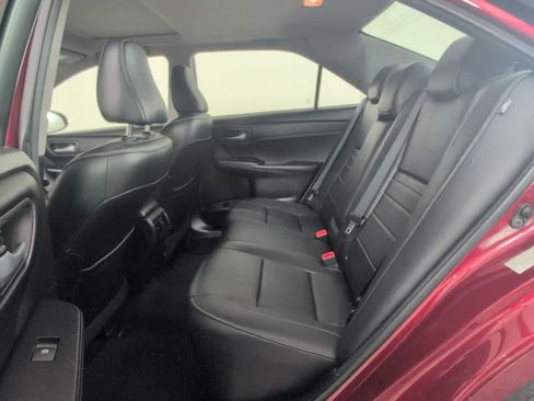 Used 2017 Toyota Camry XLE w/ Moonroof Package FWD image 16