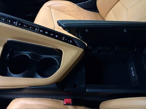 Used 2024 Chevrolet Corvette Stingray w/ Z51 Performance Package image 25