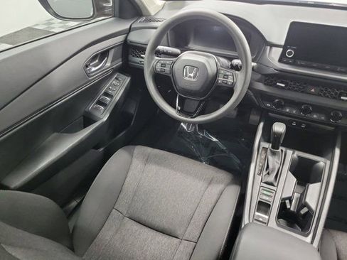 Certified 2025 Honda Accord SE image 15
