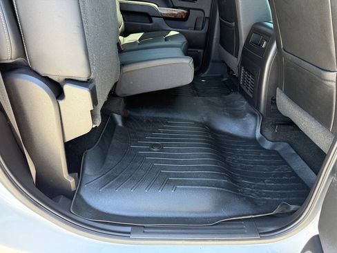 Used 2018 GMC Sierra 1500 SLT AWD/4WD image 21