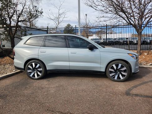 Used 2025 Volvo EX90 Ultra image 4