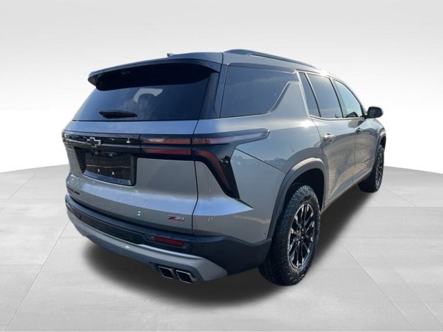 Used 2024 Chevrolet Traverse Z71 w/ Enhanced Driving Package AWD/4WD image 5
