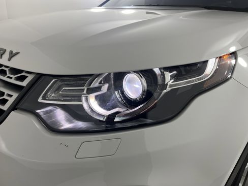 Used 2019 Land Rover Discovery Sport HSE image 26