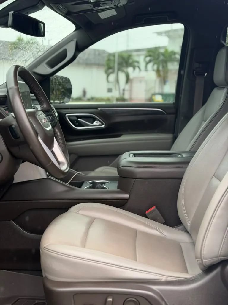 Used 2021 GMC Yukon SLT w/ Rear Media and Nav Package RWD image 13