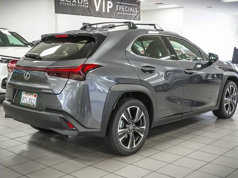Certified 2025 Lexus UX 300h FWD w/ Accessory Package (Z2) image 6