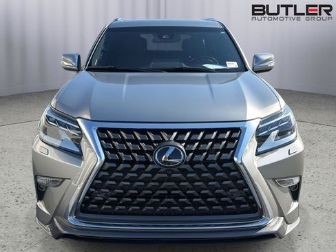 Certified 2023 Lexus GX 460 Luxury w/ Sport Design Package AWD/4WD image 9