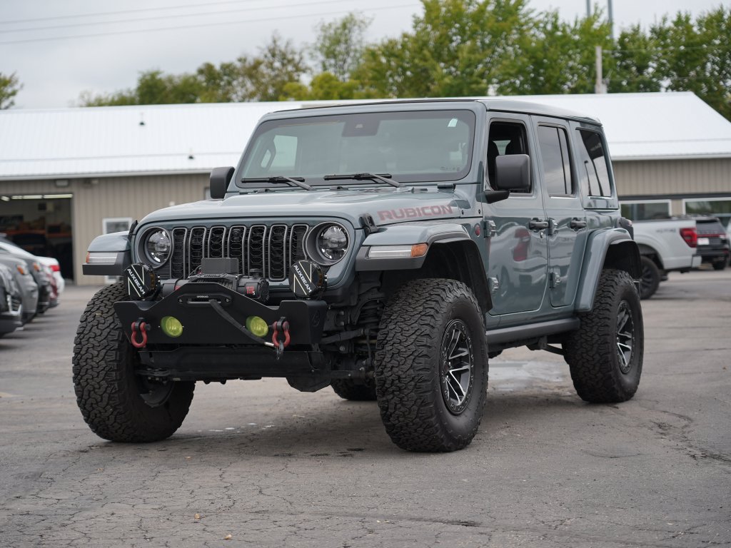 Used 2025 Jeep Wrangler Unlimited Rubicon AWD/4WD image 7