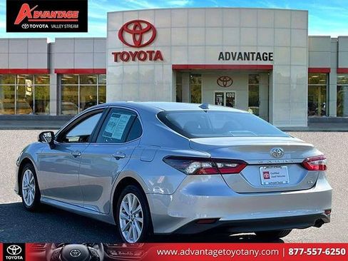 Certified 2022 Toyota Camry LE image 10