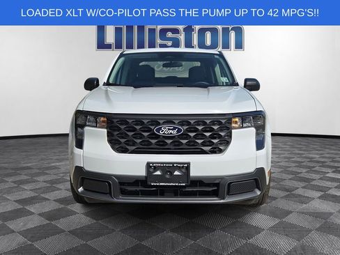 Used 2025 Ford Maverick XLT FWD image 2