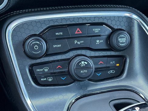 Used 2018 Dodge Challenger SXT Plus RWD image 19