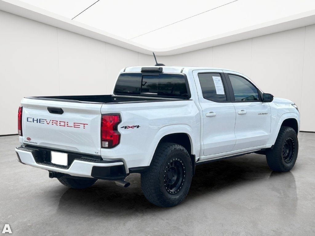 Used 2024 Chevrolet Colorado LT w/ LT Convenience Package AWD/4WD image 5