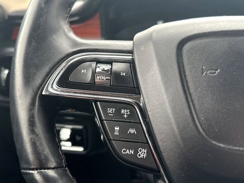 Used 2023 Lincoln Nautilus Reserve w/ Equipment Group 201A image 41