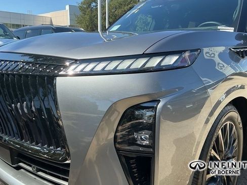 Certified 2026 INFINITI QX80 Autograph w/ Premium Cargo Package image 7