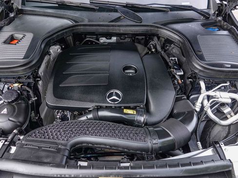 Certified 2022 Mercedes-Benz GLC 300 image 27