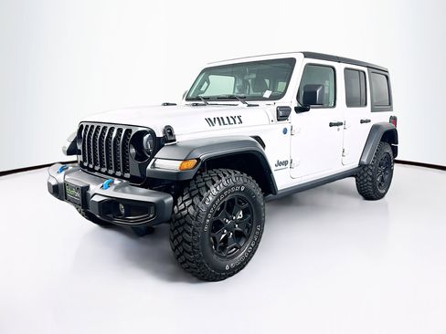 Used 2023 Jeep Wrangler Unlimited w/ Cold Weather Group image 3