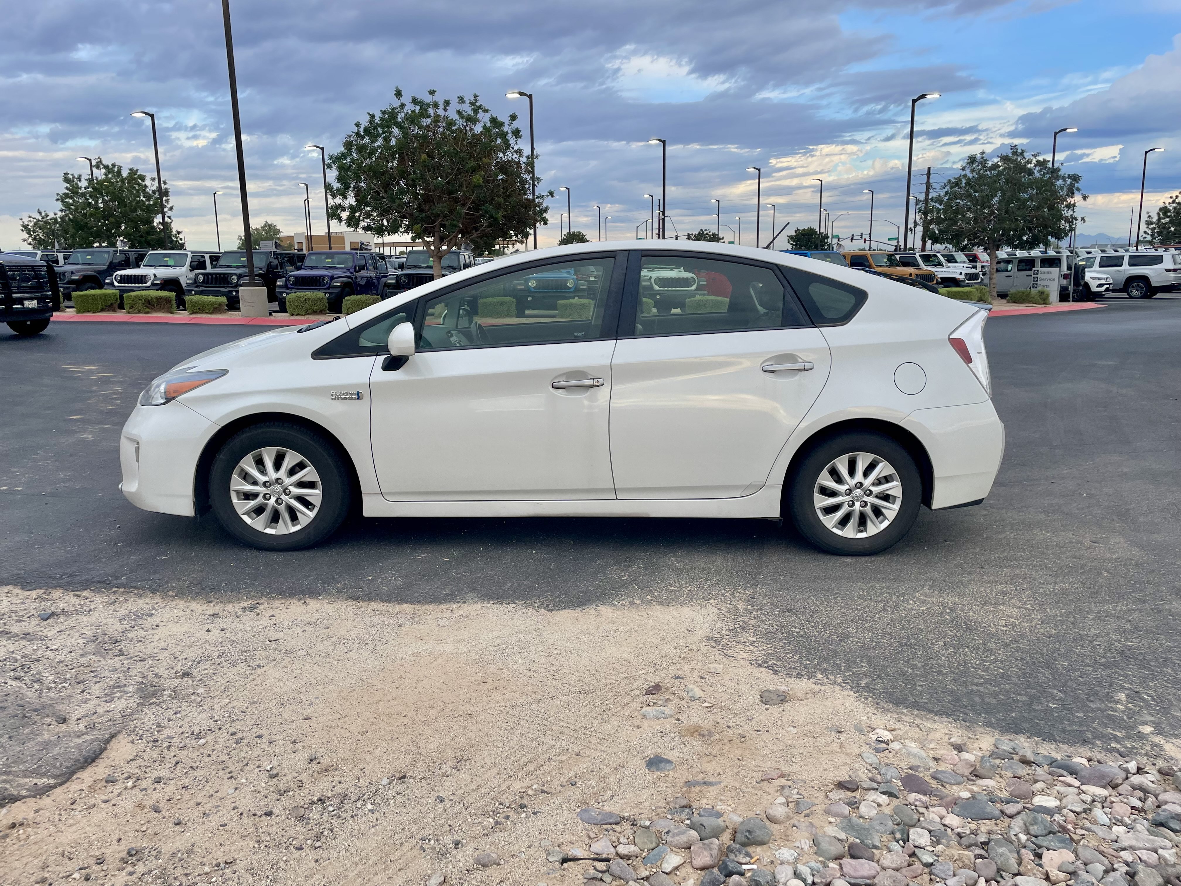 Used 2014 Toyota Prius Prime Plug-In Hybrid FWD image 2