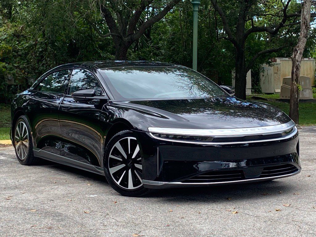 Used 2024 Lucid Air Pure RWD image 3