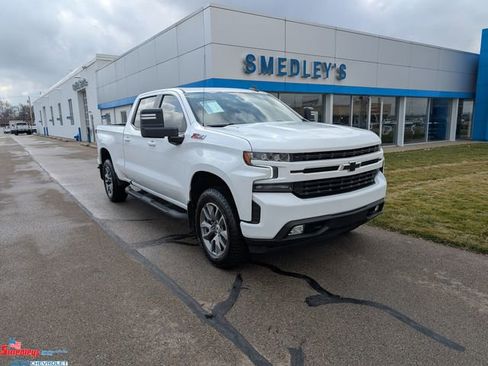 Used 2022 Chevrolet Silverado 1500 RST image 1