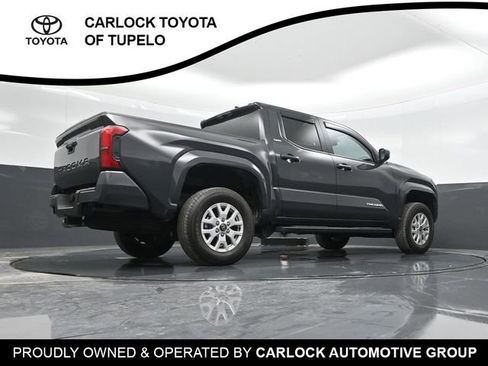 Used 2025 Toyota Tacoma SR5 image 25