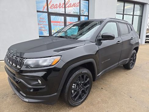 New 2026 Jeep Compass Latitude AWD/4WD image 2