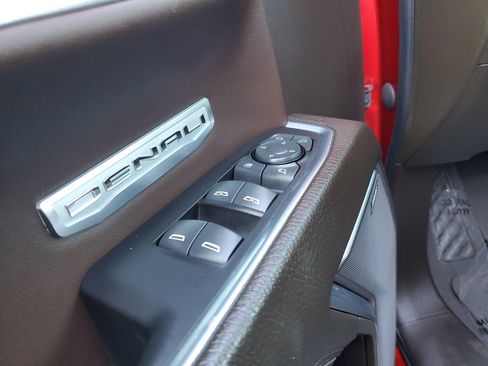 Used 2023 GMC Sierra 1500 Denali AWD/4WD image 18