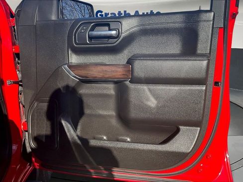 Used 2019 GMC Sierra 1500 SLT w/ SLT Premium Package image 27