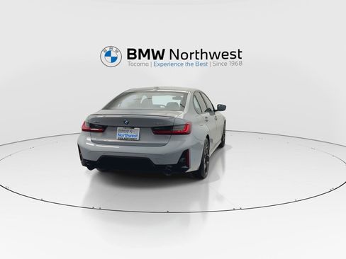New 2026 BMW 330i xDrive Sedan w/ M Sport Package AWD/4WD image 2