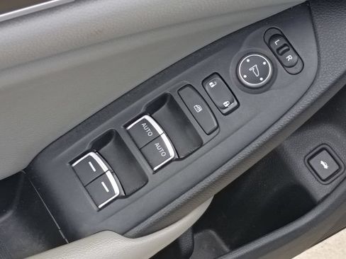 Used 2020 Honda Accord LX image 17