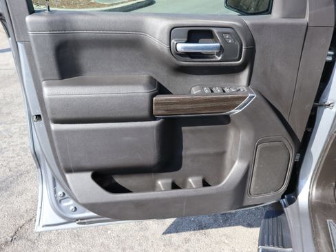 Used 2021 Chevrolet Silverado 1500 RST w/ Safety Package image 18