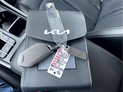 Used 2024 Kia Sorento S AWD/4WD image 21