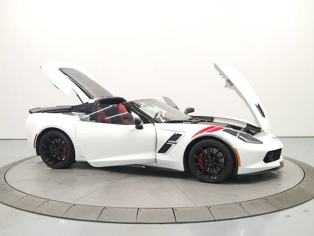 Used 2019 Chevrolet Corvette Grand Sport RWD image 16