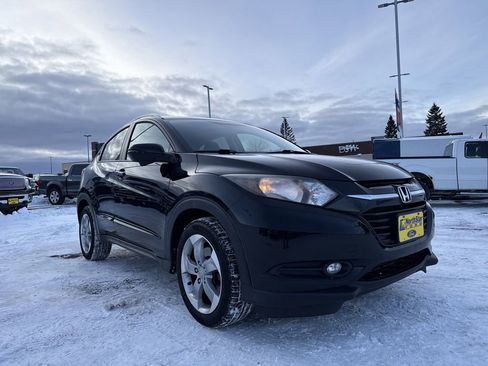 Used 2017 Honda HR-V EX-L image 4