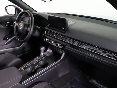 Certified 2025 Honda Civic Sport image 25