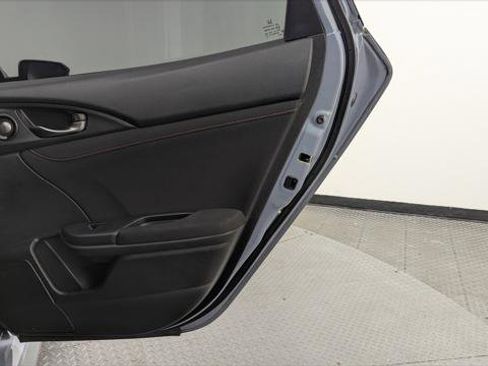 Used 2019 Honda Civic Type R image 22