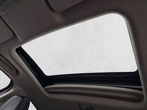Used 2021 Honda HR-V EX-L image 12