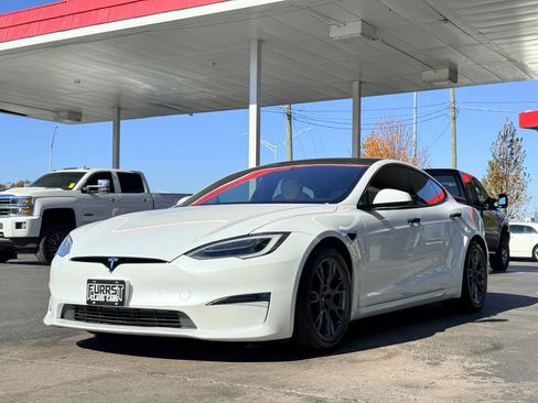 Used 2021 Tesla Model S Plaid image 5