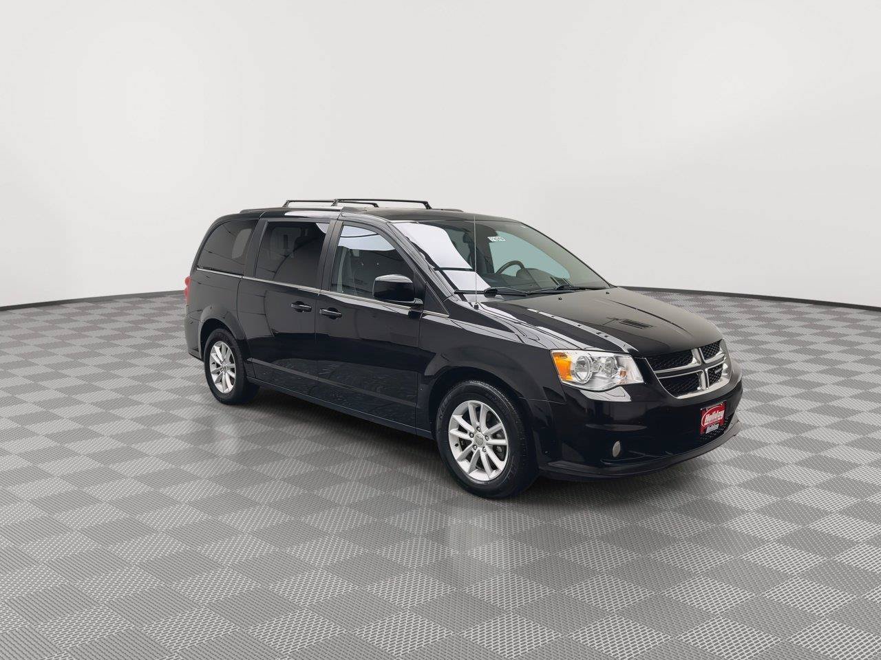 Used 2019 Dodge Grand Caravan SXT FWD image 27