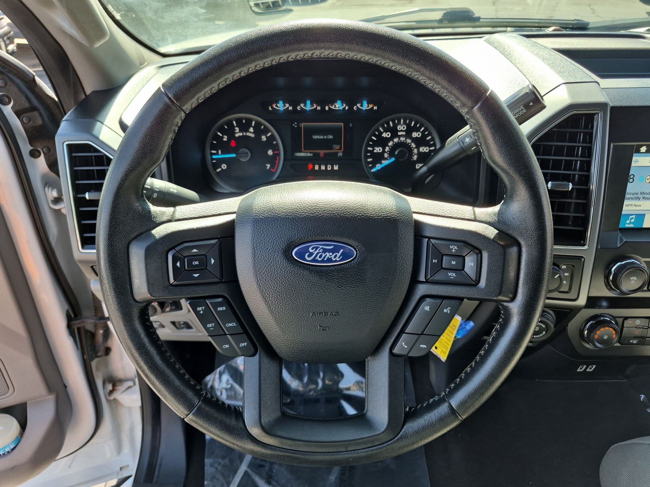 Used 2019 Ford F150 XLT w/ Equipment Group 302A Luxury AWD/4WD image 16