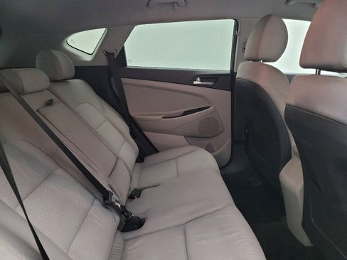 Used 2019 Hyundai Tucson SE AWD/4WD image 19