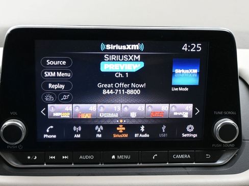 Used 2021 Nissan Rogue SL AWD/4WD image 16