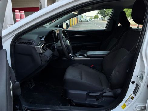 Used 2025 Toyota Camry LE FWD image 10