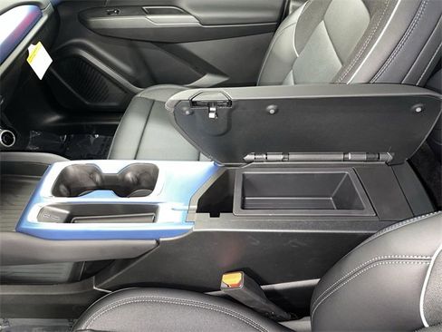 New 2026 Chevrolet Equinox EV LT image 26