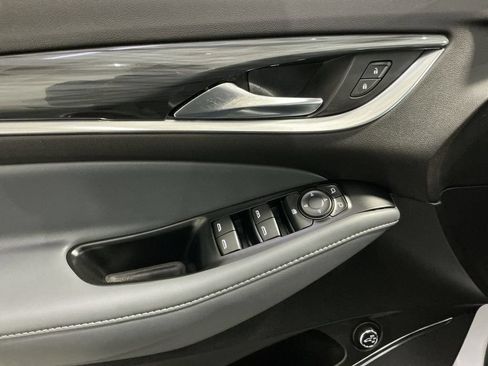 Used 2024 Buick Enclave Essence w/ Experience Buick Package FWD image 16
