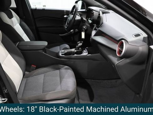 Certified 2024 Chevrolet Trax RS FWD image 14