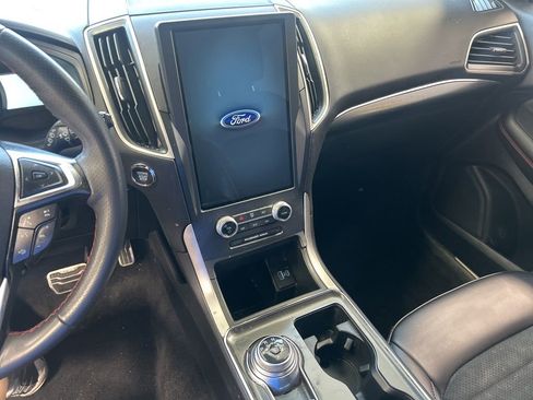 Used 2024 Ford Edge ST-Line AWD/4WD image 5